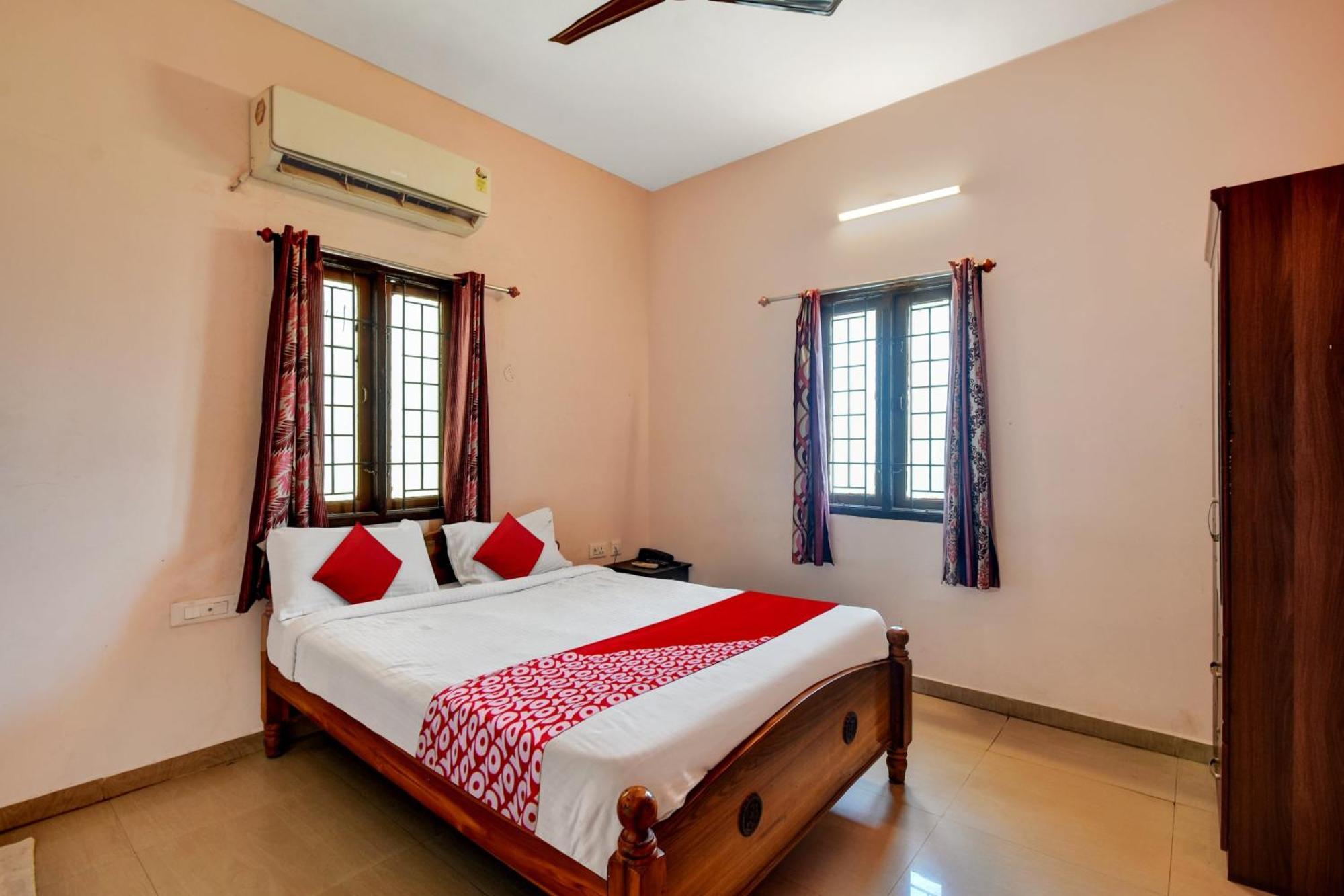 Oyo Flagship Sri Devi Mahal Chennai